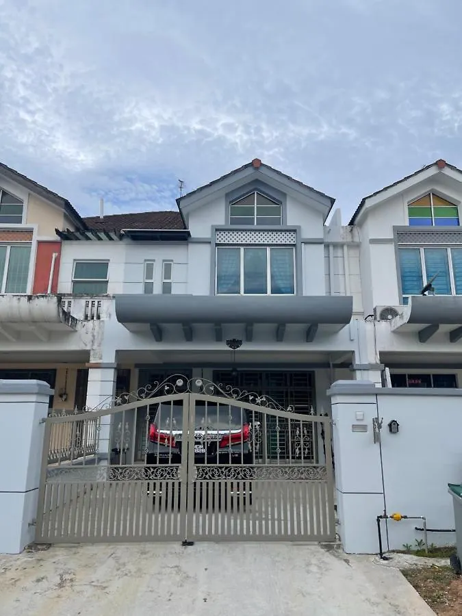 Austin Perdana 5Mins To Aicc Opposite Hsi Villa Johor Bahru 0*,  Malaysia